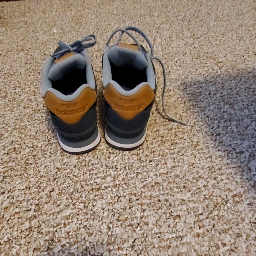 Shoes - Picture 3 of 3